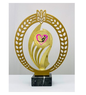 Кубок художественная гимнастика А – 24 см AR2.D38240.G015